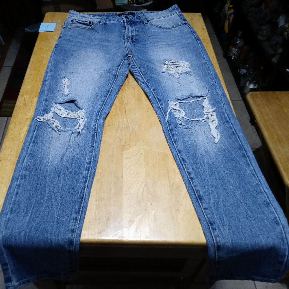 Men's Forever 21 Jeans Size 32 Light Blue Wash